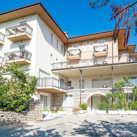 Residenza Panorama Aparthotel Costermano Exterior foto